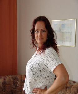 <p class='ppt-number'>09005 66 55 50 244</p><p class='ppt-pricing-de'>1,99 Euro/Min. im dt. Festnetz - Mobilnetz ggf. abweichend</p>
